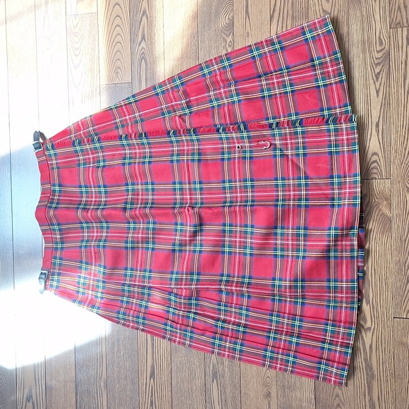 Red tartan skirt 100% wool - Picture 2 of 6
